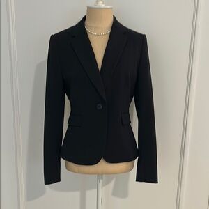 Cremieux Navy Women's single breasted Blazer, Stretch, 4, EUC, Dillard’s